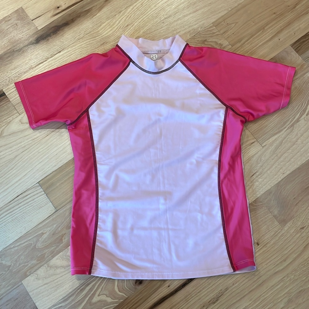 Light and hot pink short sleeve rash guard - size large
